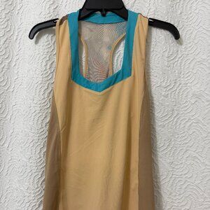 Crowned Athletics Riverbend flow top